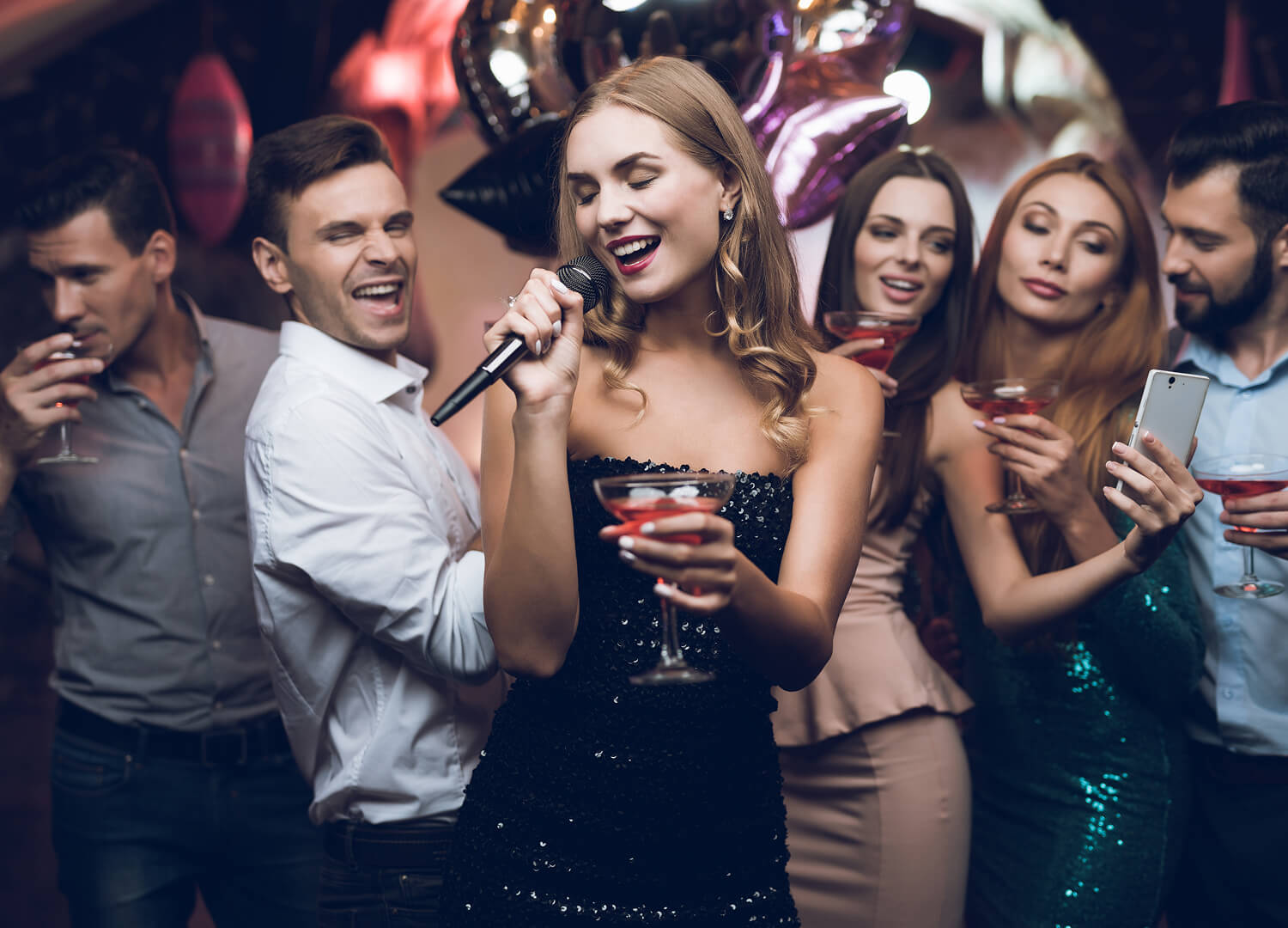 Arts-gallery-and-entertainment